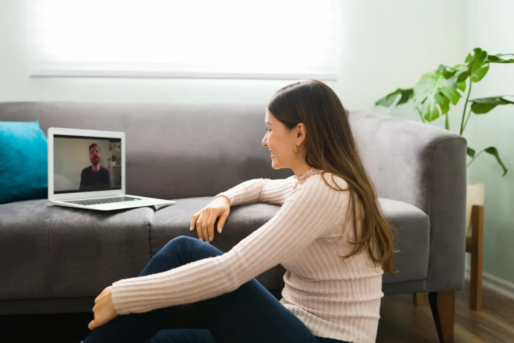 Virtual vs. In-Person Therapy in Ontario: Which Is Right for You?